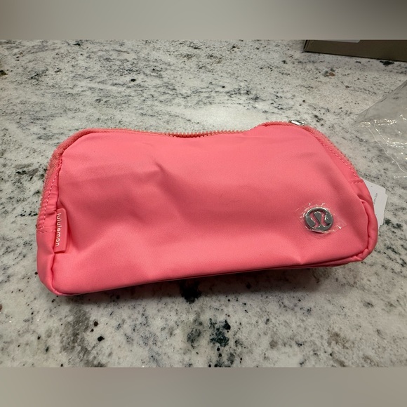 lululemon athletica Handbags - 🎀Band New Lululemon Athletica Pink Sakura Everywhere Belt Bag fannypack